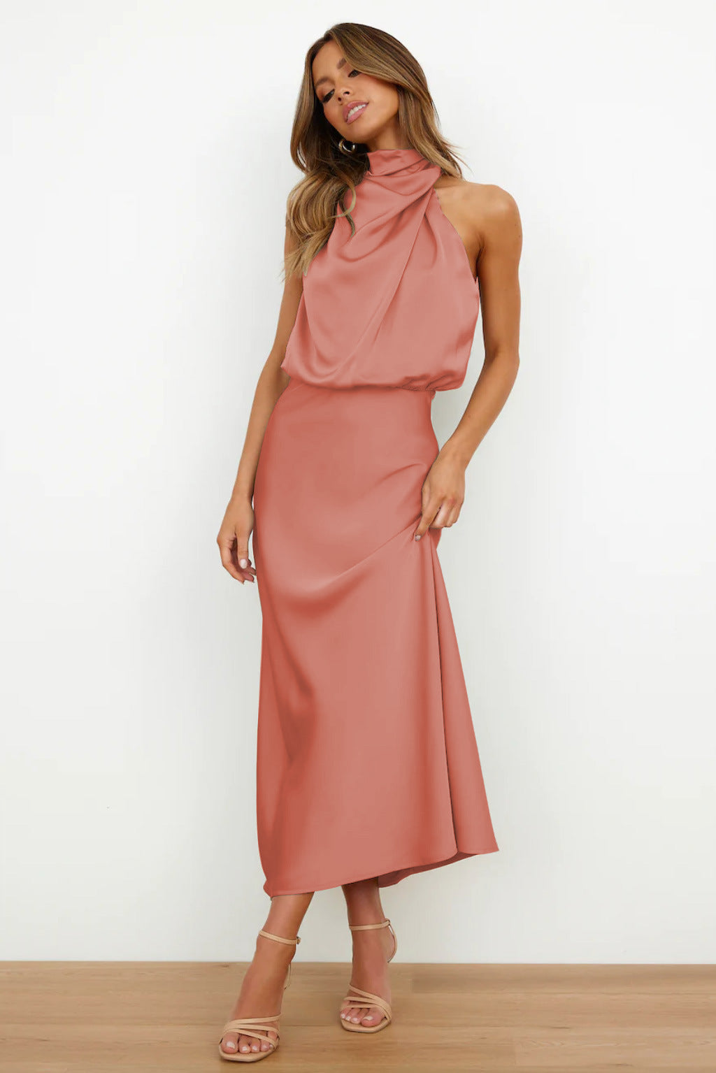 Liliana - Vestido Maxi Halter Drapeado