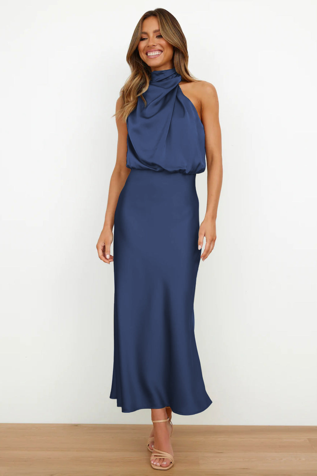 Liliana - Vestido Maxi Halter Drapeado