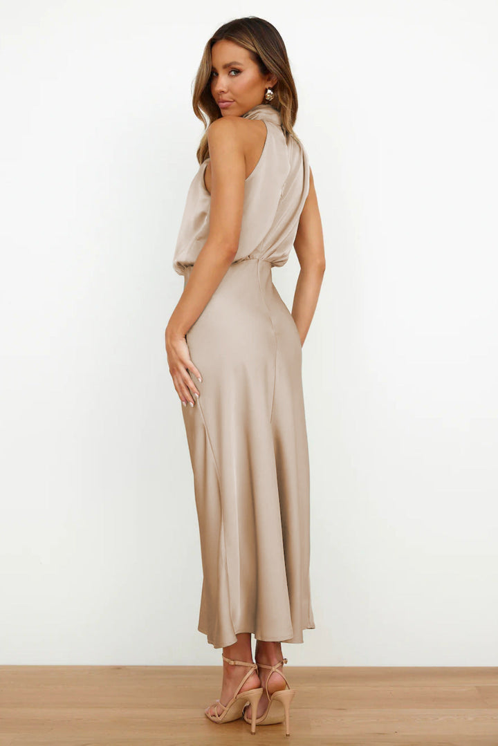 Liliana - Vestido Maxi Halter Drapeado
