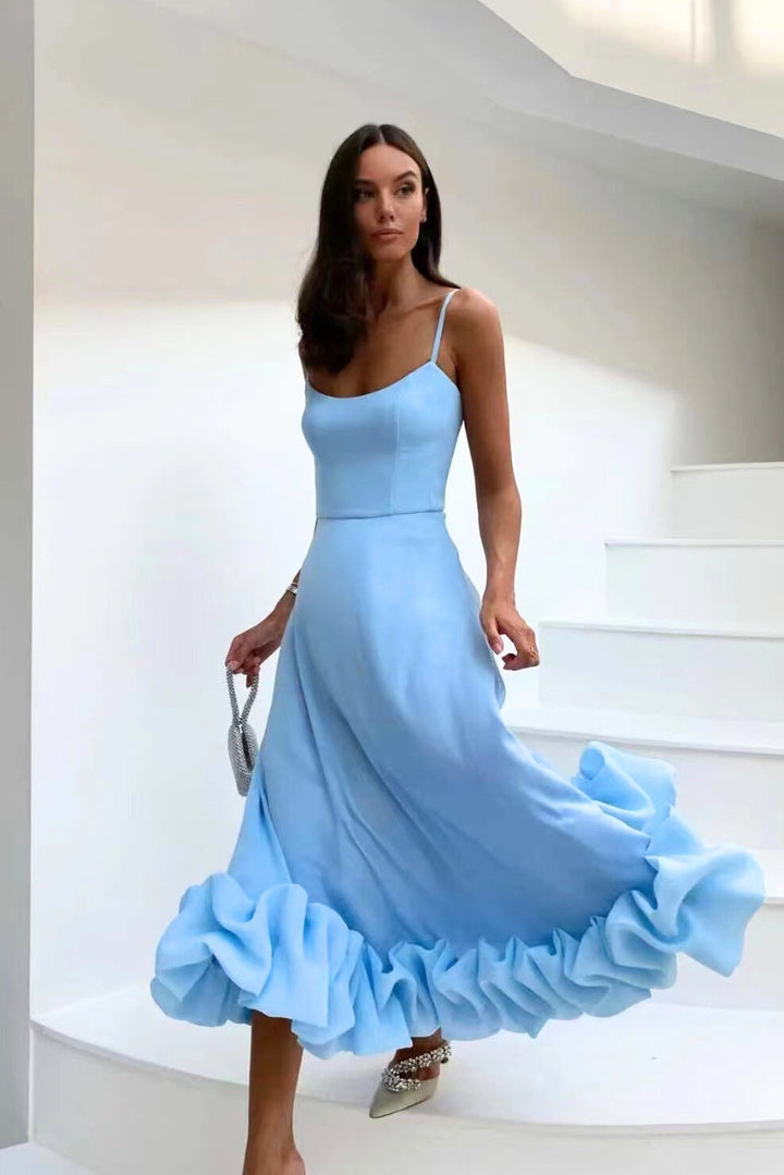 Lora - Vestido Midi Volante en Ruedo