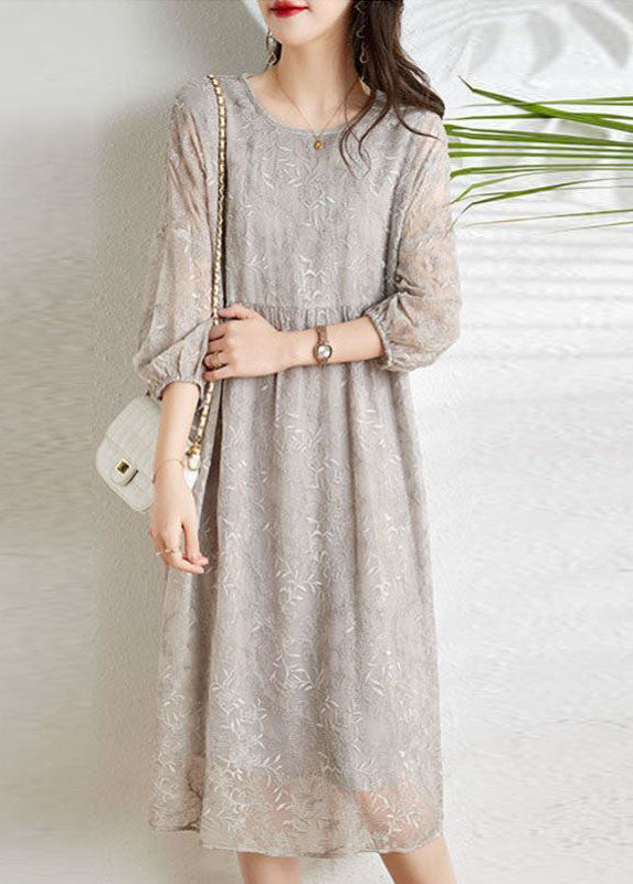 Ainara - Vestido Midi Hojas Bordadas